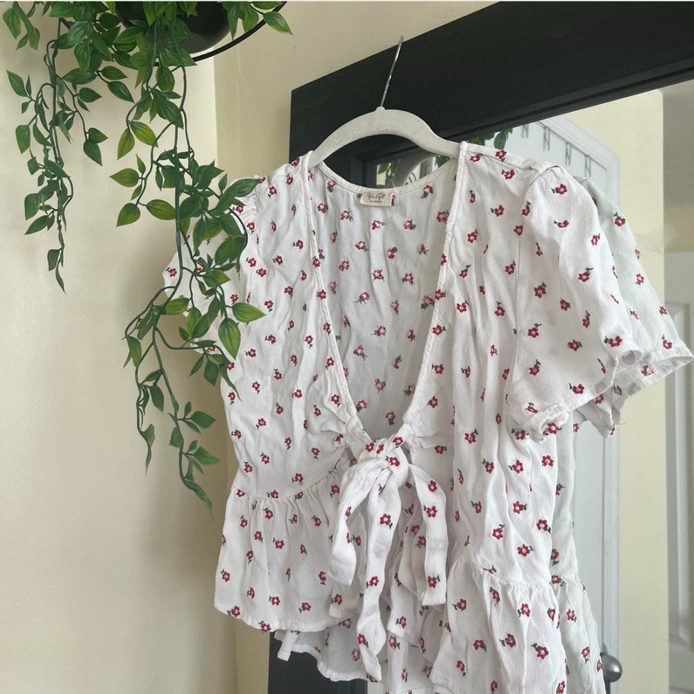 Floral White Tie-Front Blouse